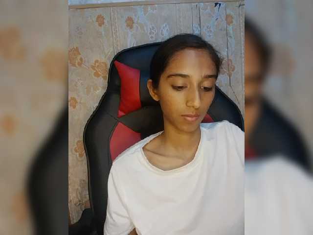 AlinaPopy live webcam show