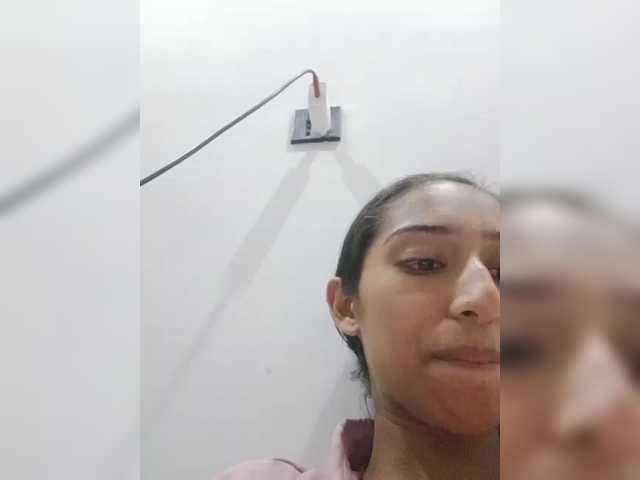AlinaPopy live cam preview