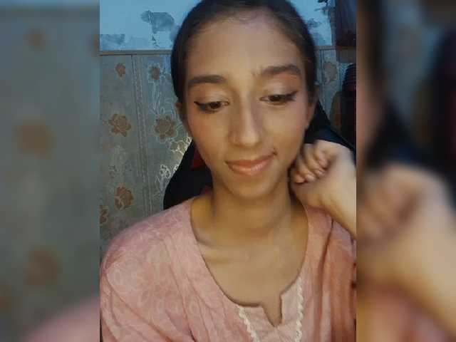 AlinaPopy live on BongaCams