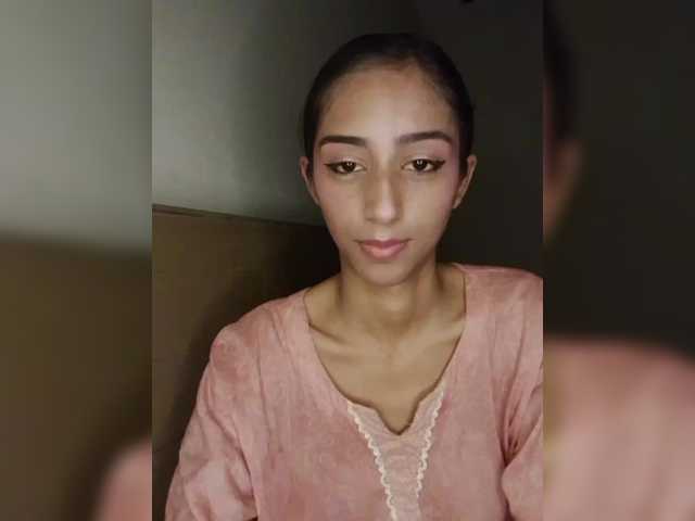 AlinaPopy live cam on BongaCams