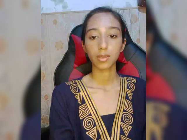 AlinaPopy live webcam show