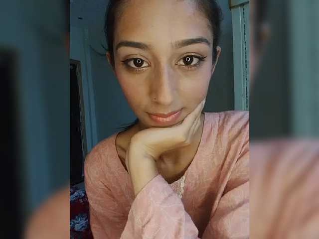 AlinaPopy live cam on BongaCams