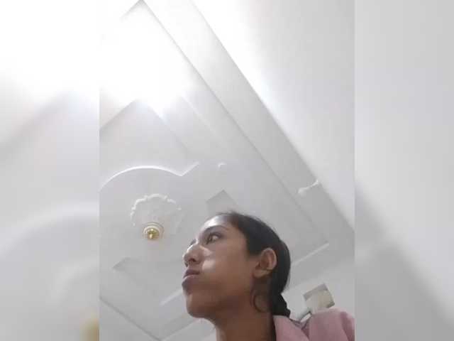 AlinaPopy live cam preview