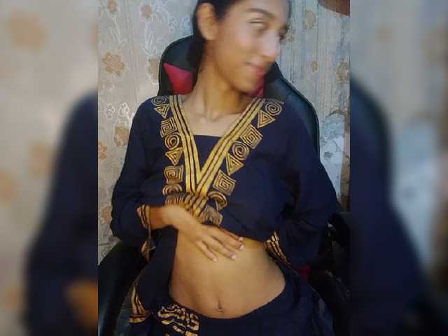 AlinaPopy live cam on BongaCams