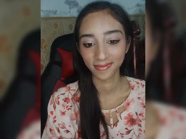 AlinaPopy live cam on BongaCams