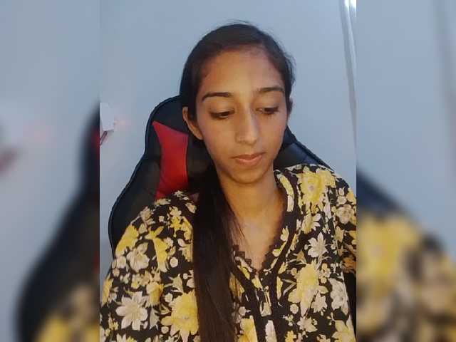 AlinaPopy live cam on BongaCams