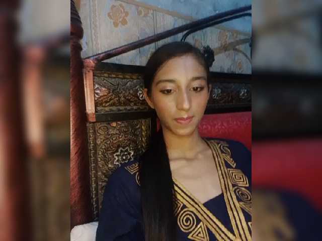 AlinaPopy live cam on BongaCams