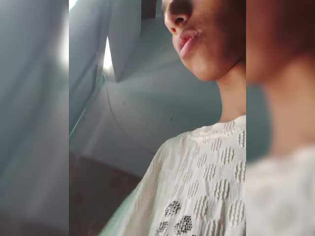 AlinaPopy live webcam show