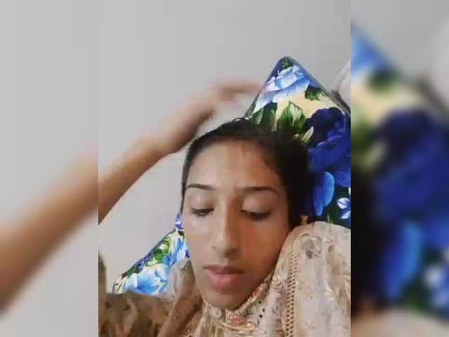 AlinaPopy live cam preview