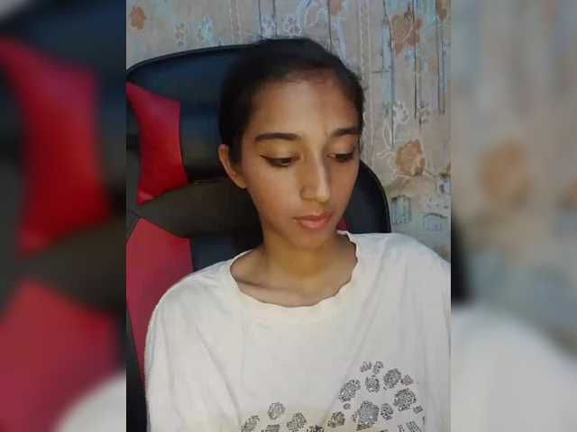 AlinaPopy live cam on BongaCams