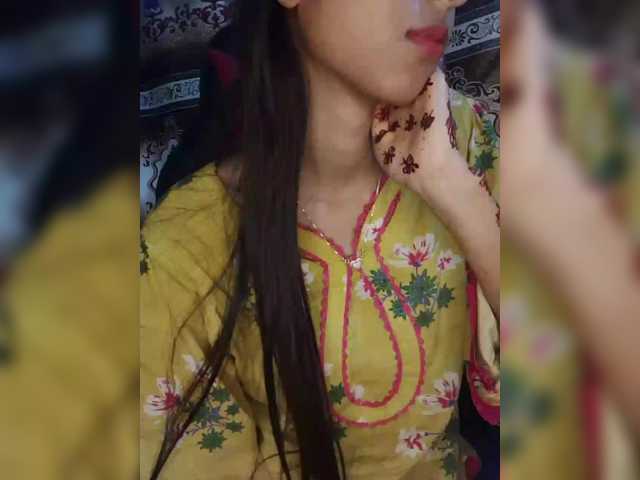 AlinaPopy's BongaCams show and profile