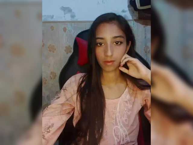AlinaPopy live cam on BongaCams