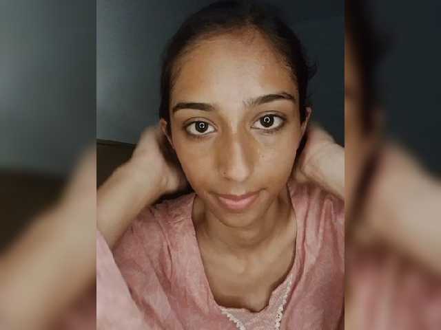 AlinaPopy live cam on BongaCams