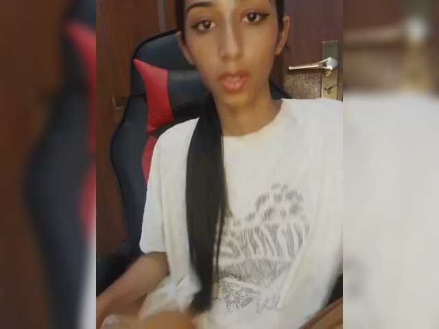 AlinaPopy live cam on BongaCams