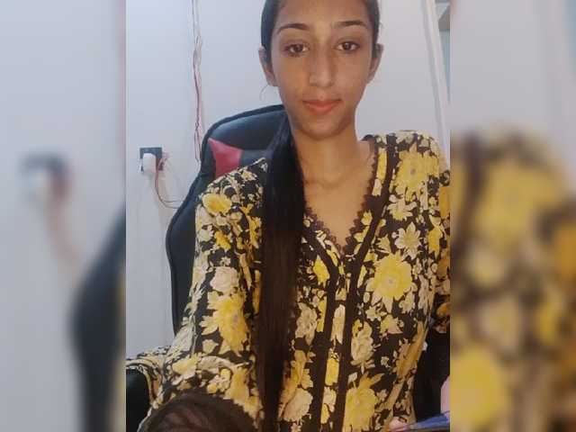 AlinaPopy live cam preview