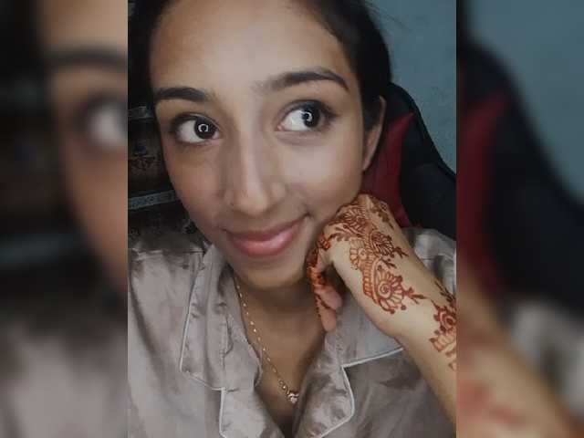 AlinaPopy's BongaCams show and profile