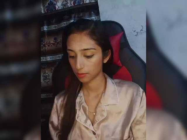 AlinaPopy's BongaCams show and profile