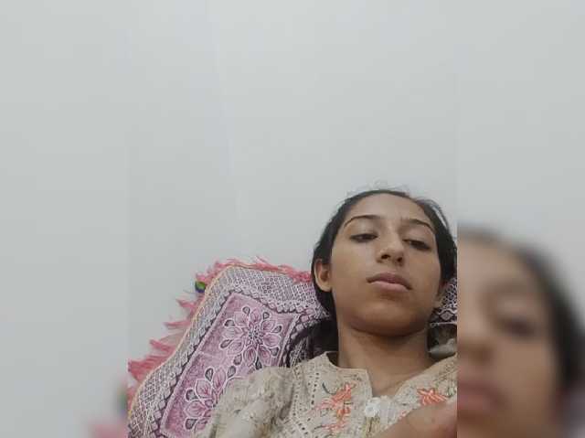 AlinaPopy live cam on BongaCams