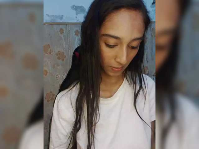 AlinaPopy live cam on BongaCams