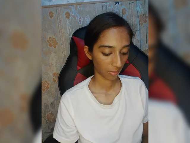 AlinaPopy live webcam show