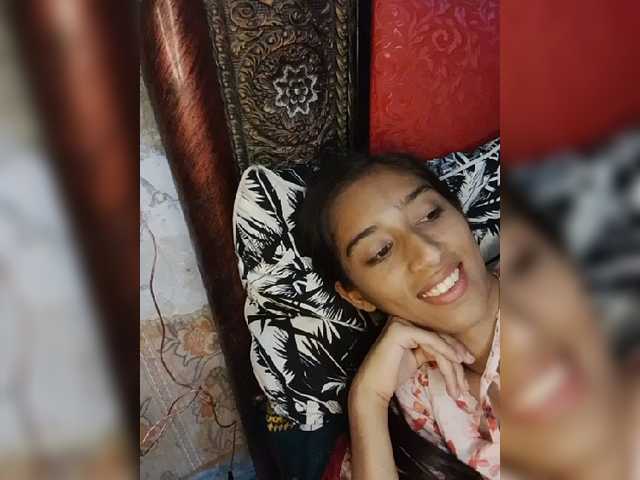 AlinaPopy live webcam show
