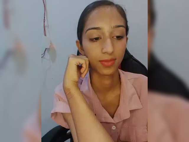 AlinaPopy live cam preview