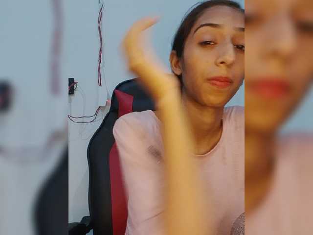 AlinaPopy live cam on BongaCams