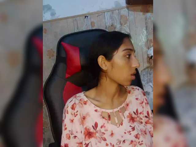 AlinaPopy live webcam show