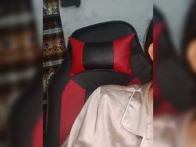 AlinaPopy's BongaCams show and profile