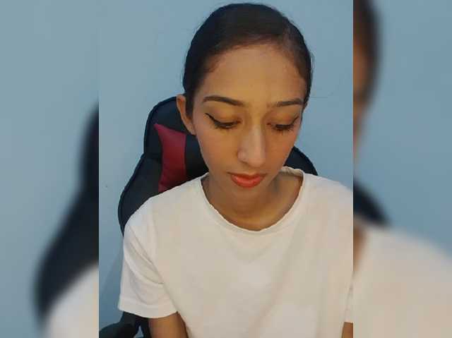 AlinaPopy live cam on BongaCams