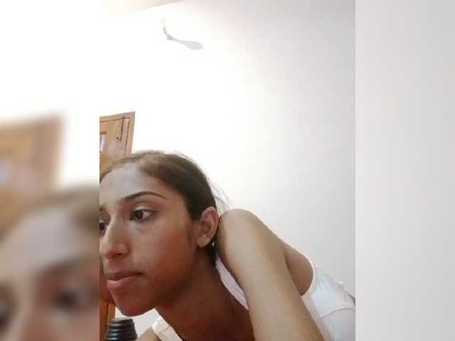 AlinaPopy live cam on BongaCams
