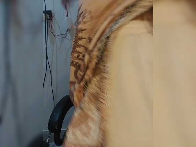 AlinaPopy live cam on BongaCams