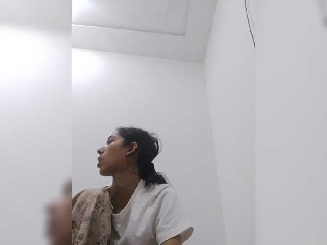 AlinaPopy live cam preview