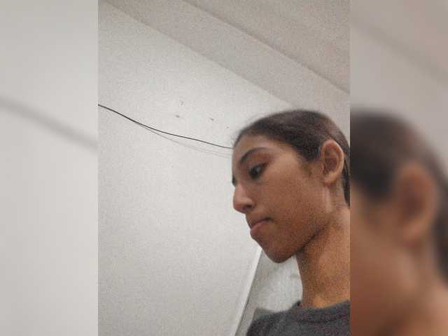 Alinapopy live cam