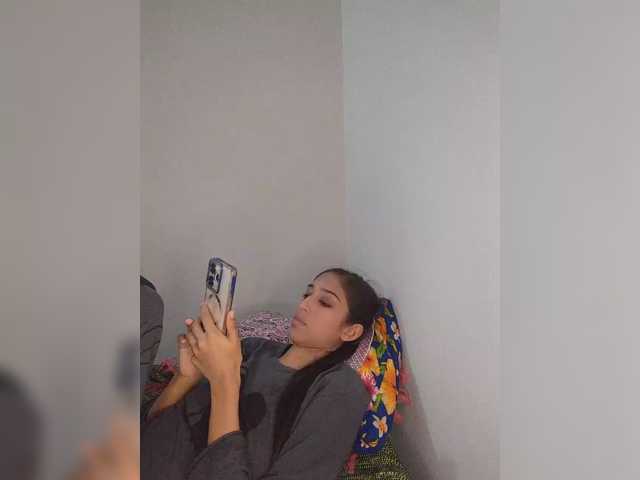 AlinaPopy live cam on BongaCams