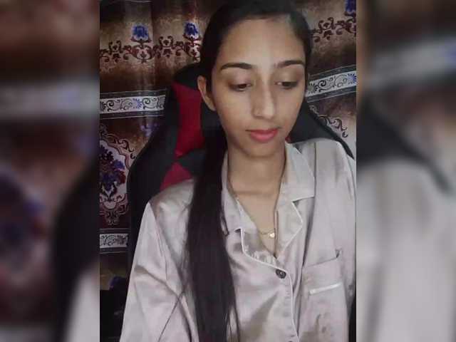 AlinaPopy's BongaCams show and profile