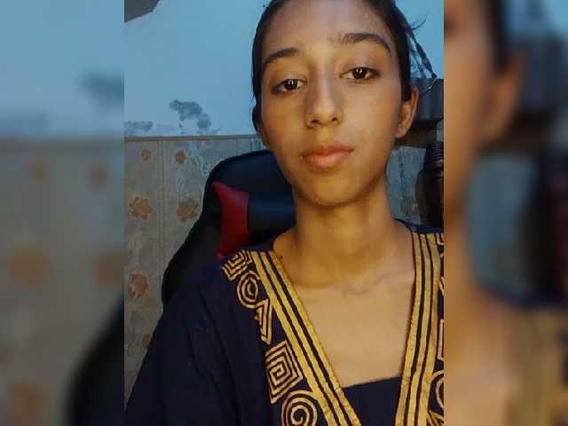 AlinaPopy live webcam show