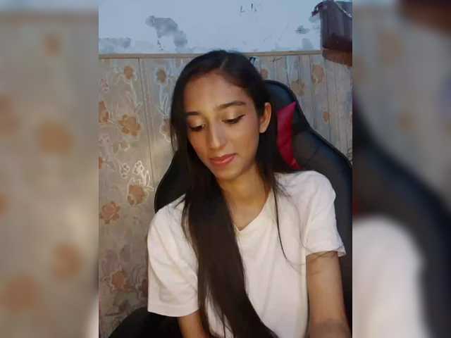 AlinaPopy live cam on BongaCams