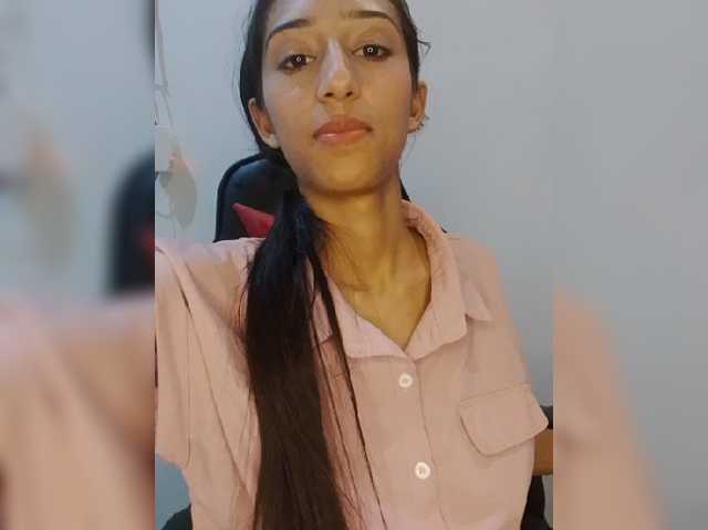 AlinaPopy live cam preview