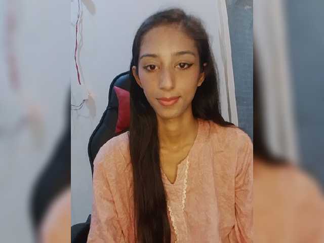 AlinaPopy live cam on BongaCams
