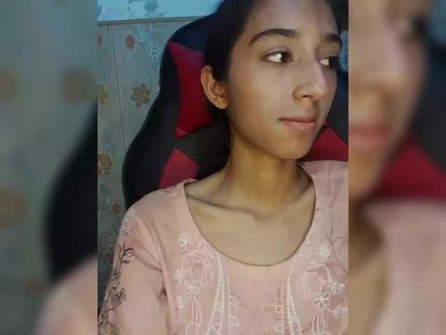 AlinaPopy live cam on BongaCams