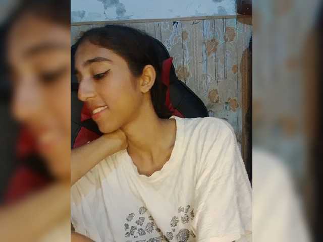 AlinaPopy live cam on BongaCams