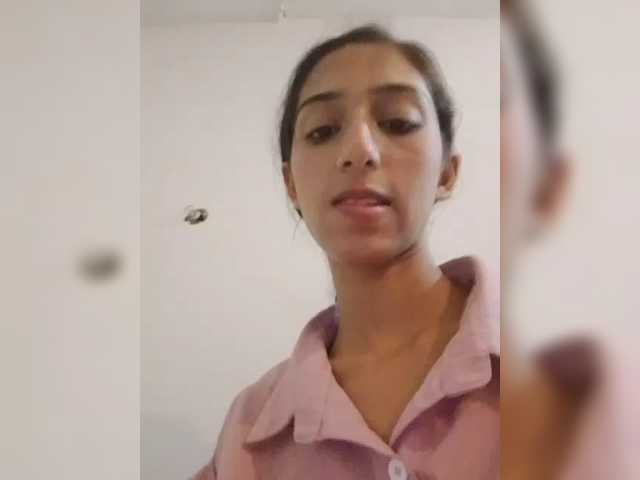 AlinaPopy live cam on BongaCams