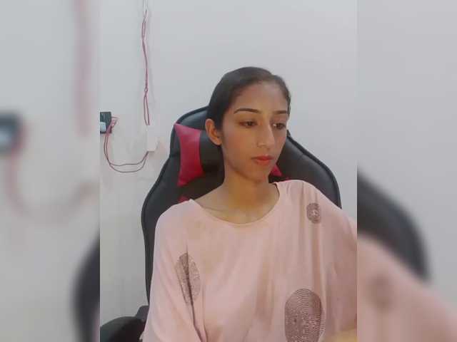 AlinaPopy live cam on BongaCams
