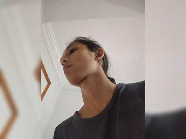 AlinaPopy live cam on BongaCams
