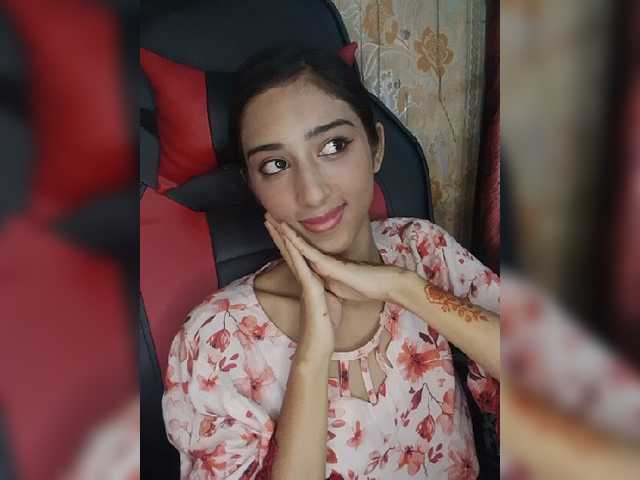 AlinaPopy live cam on BongaCams