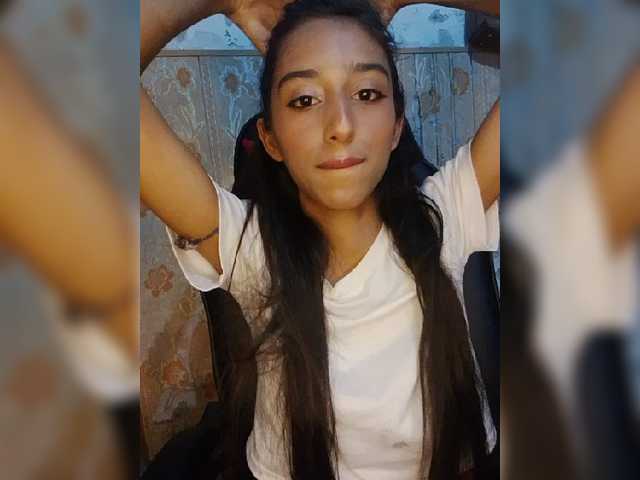 AlinaPopy live webcam show