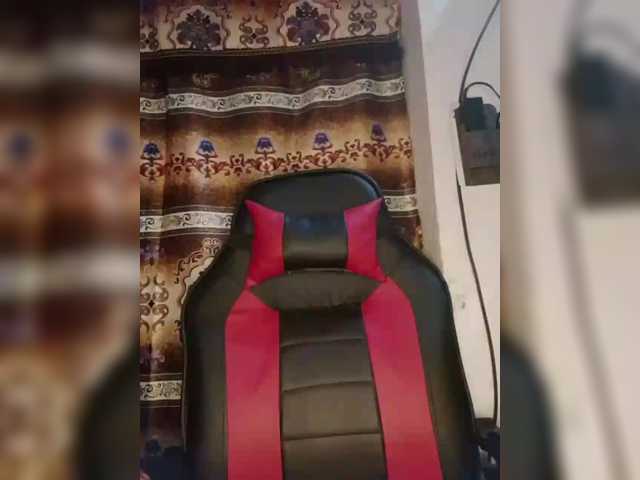 AlinaPopy's BongaCams show and profile