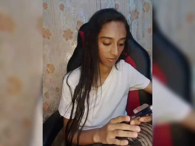 AlinaPopy live webcam show