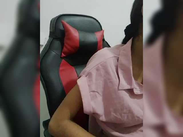 AlinaPopy live cam on BongaCams